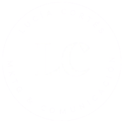 Logo_para_firma_de_abogados_inmobiliarias_fotógrafo_con_tipografía_circular_para_servicios_gestor_asesor_inmobiliario_minimalista_con_iniciales_azul_y_blanco__2_-removebg-preview
